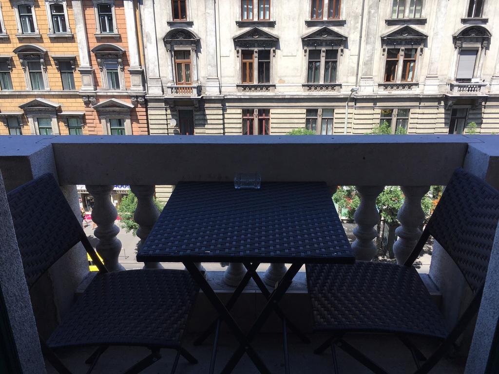 All In Apartman III. Budapest Bagian luar foto